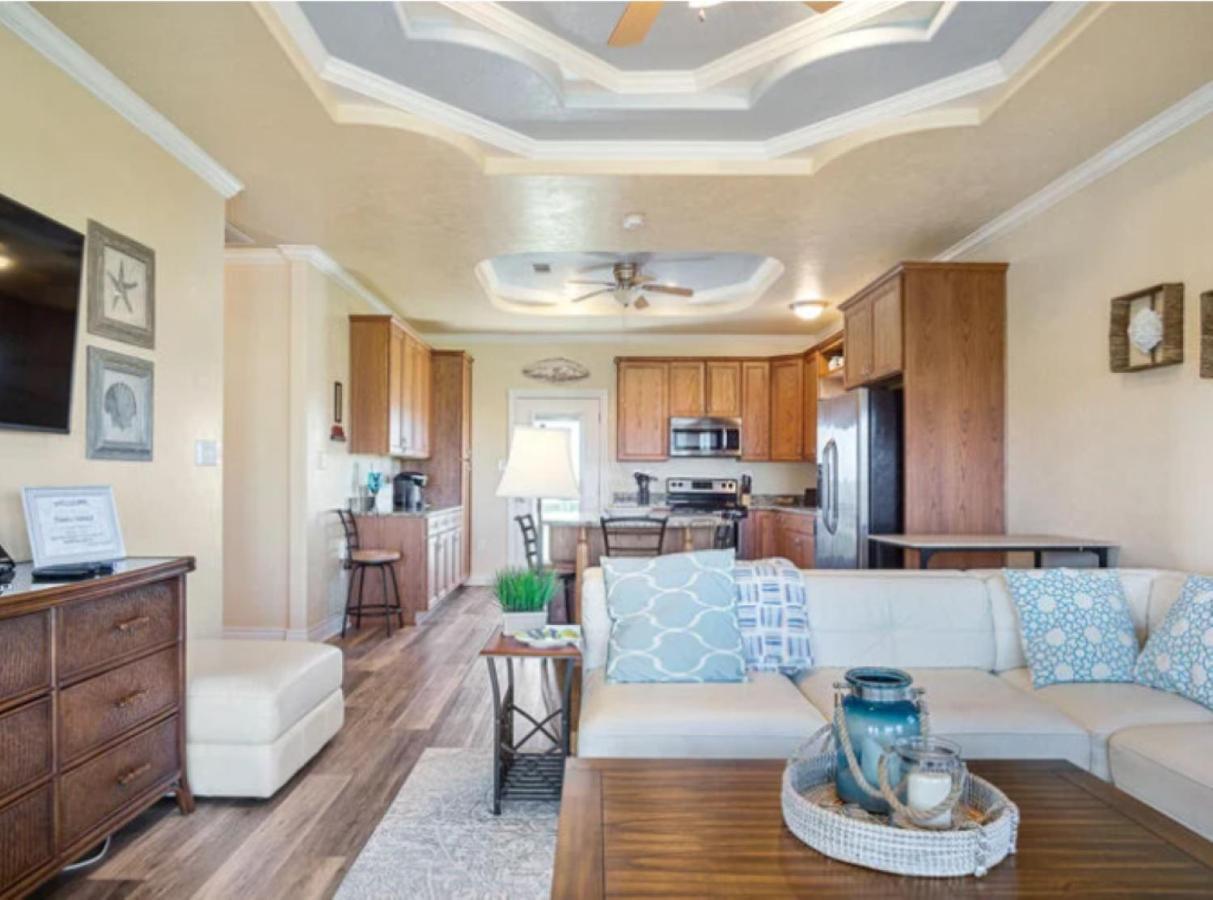 Fancy Nancy 2 Min Walk To Beach, Lyft, Pet-Friendly Bolivar Peninsula Zewnętrze zdjęcie